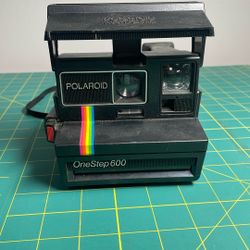 Polaroid One step 600 Camera 