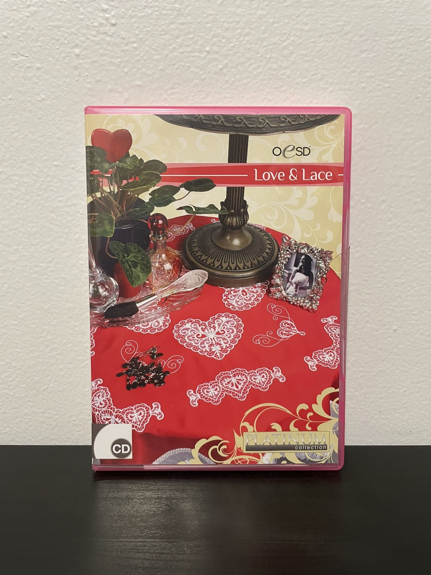Love & Lace CD ROM OeSD Stitch Embroidery Design Platinum Collection CIB CD61001