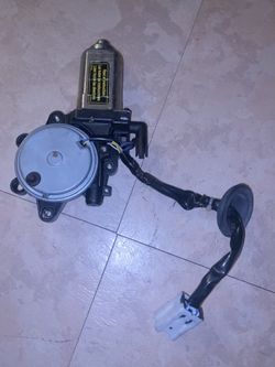 350z Driver Side Window Motor (USED), 350z Parts 