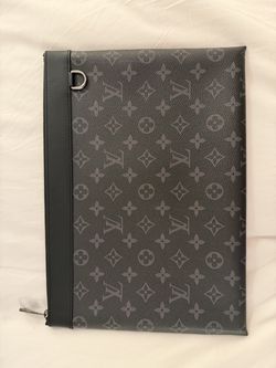 Louis Vuitton Folder