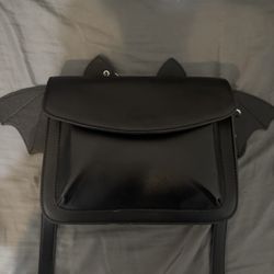 BLACK GOTHIC BAT WING PURSE 