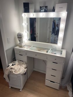 White luxurious vanity