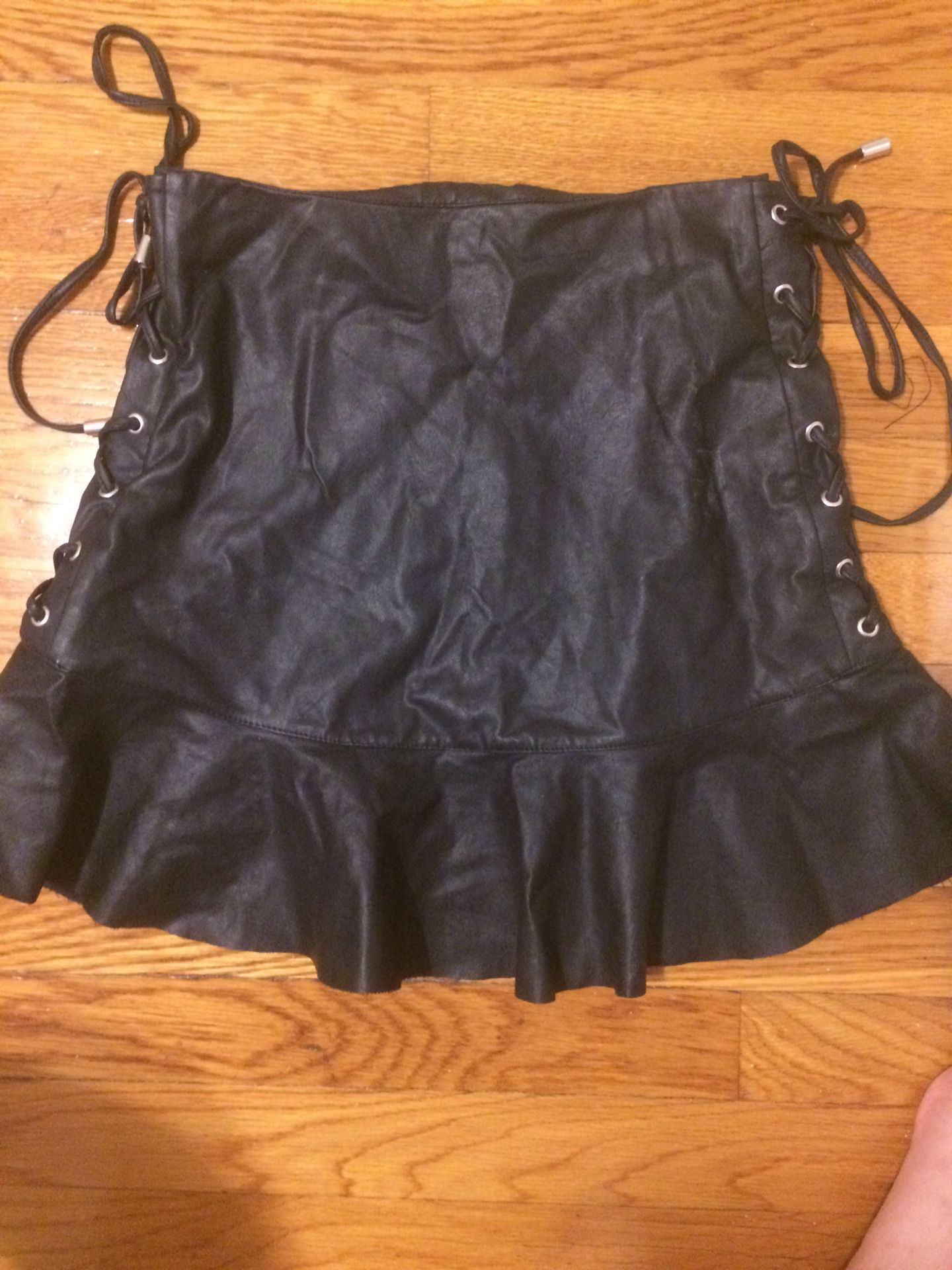 Leathered skirt