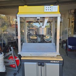 COMERCIAL , POPCORN MACHINE  ,  GOLDMEDAL ,120 VOLTS  , FOR ONLY $175.