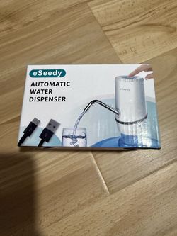 Automatic water dispenser