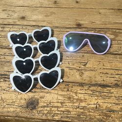 Lot Of 5 Sunglasses