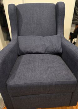 Rocking Chair with Ottoman