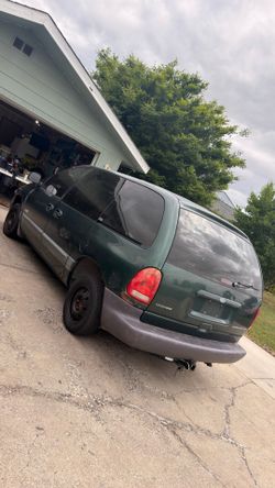 1999 Dodge Caravan