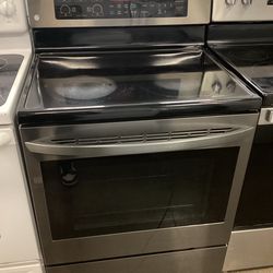 LG 30 in. Glass Top 6.3 cu.ft. Electric Stove