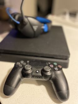 PS4 Slim w/ Turtle Beach Headset, 1 Control, AC Power Cord