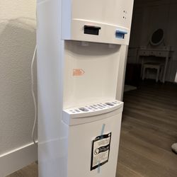 COSTWAY Hot and Cold Water Dispenser New!!!
