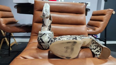 Women's Shoes