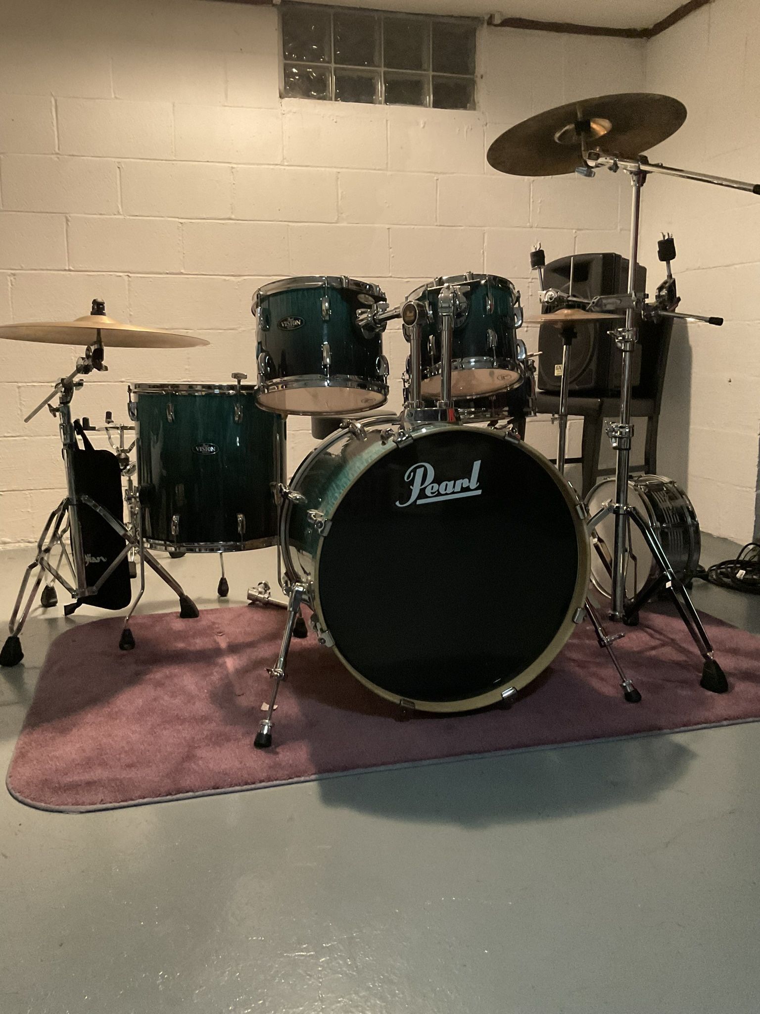 Pearl Vision Birch 5 Pc Drum Set. $550 obo.