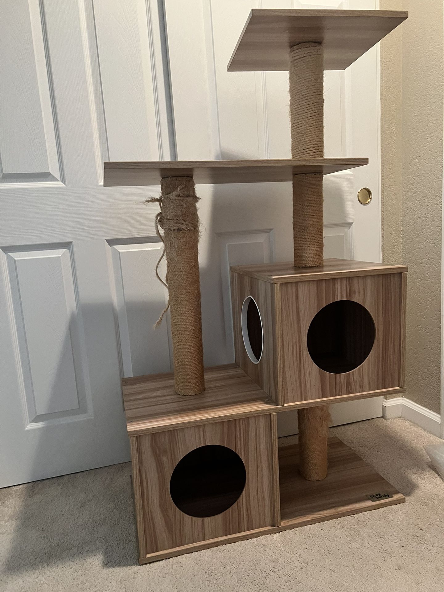 Cat Tree Wooden