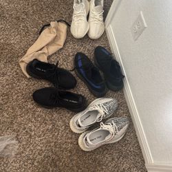 5 Pair Yeezys