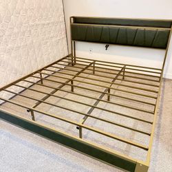 Kingsize Bed frame for sale Lightly Used Good Condition 