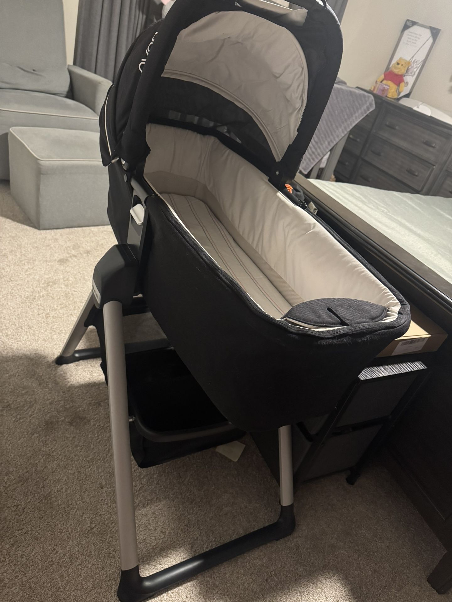Nuna Bassinet