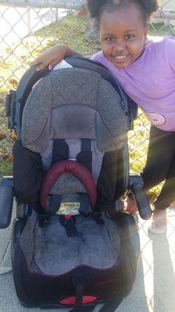 Eddie Bauer carseat