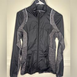 Lululemon Windbreaker 