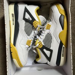 Air Jordan 4 Retro Vivid Sulfur 10.5 
