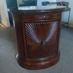 Gorgeous Vintage Vanity
