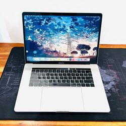Apple MacBook Pro 15” 2018 TouchBar 2.6GHz i7 16GB RAM 500GB SSD LOW PRICE