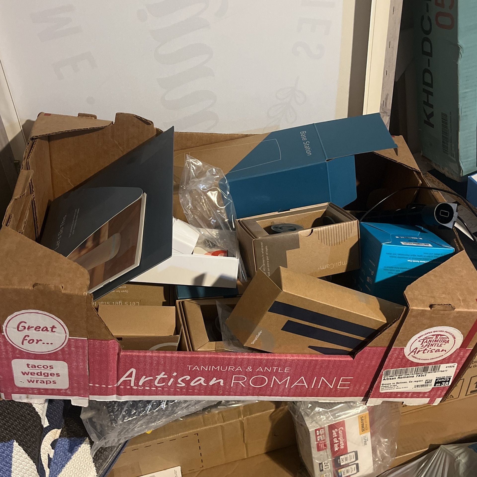 Simpli Safe Whole Home Security System