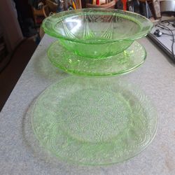 Vintage Uranium/Vaseline Green Glass 