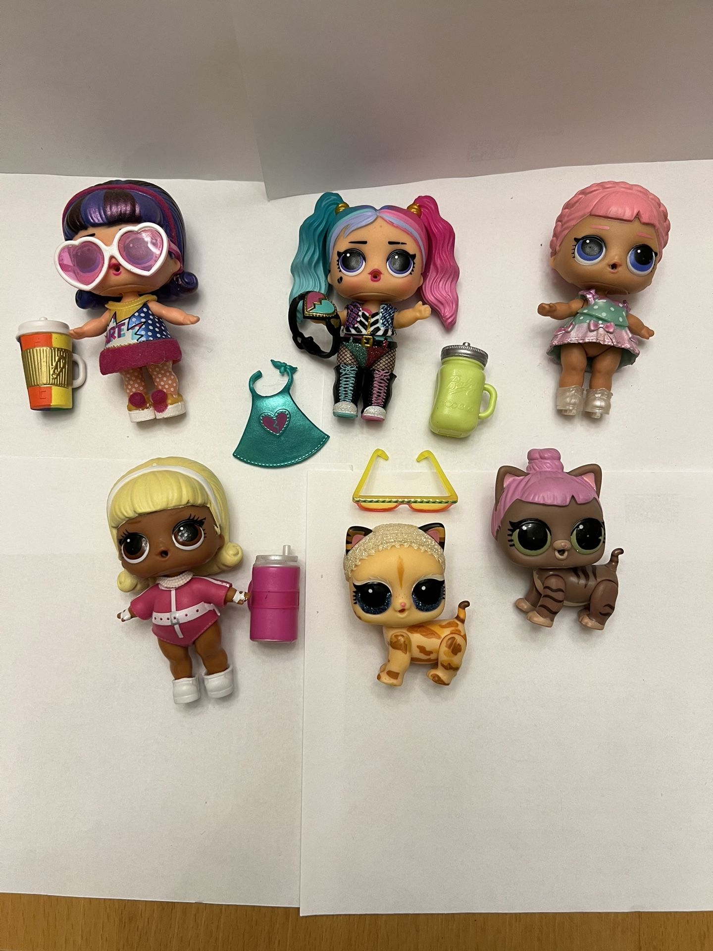 Gorgeous lol Dolls Lot Accessories And Pets