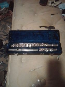 Vintage Jupiter flute with offset g foot silver plate