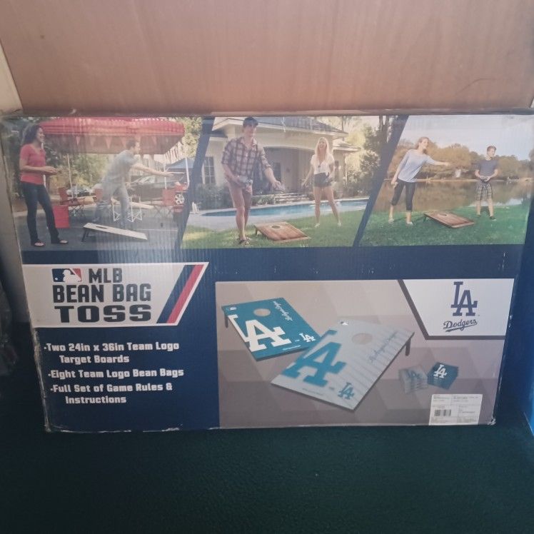 Dodgers Bean Bag Toss 24x36