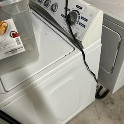 Kenmore Washer & Dryer Set (Electric) 