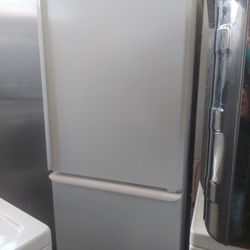 Bottom Freezer Fridge