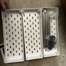 Three-layer storage rack, bathroom, kitchen