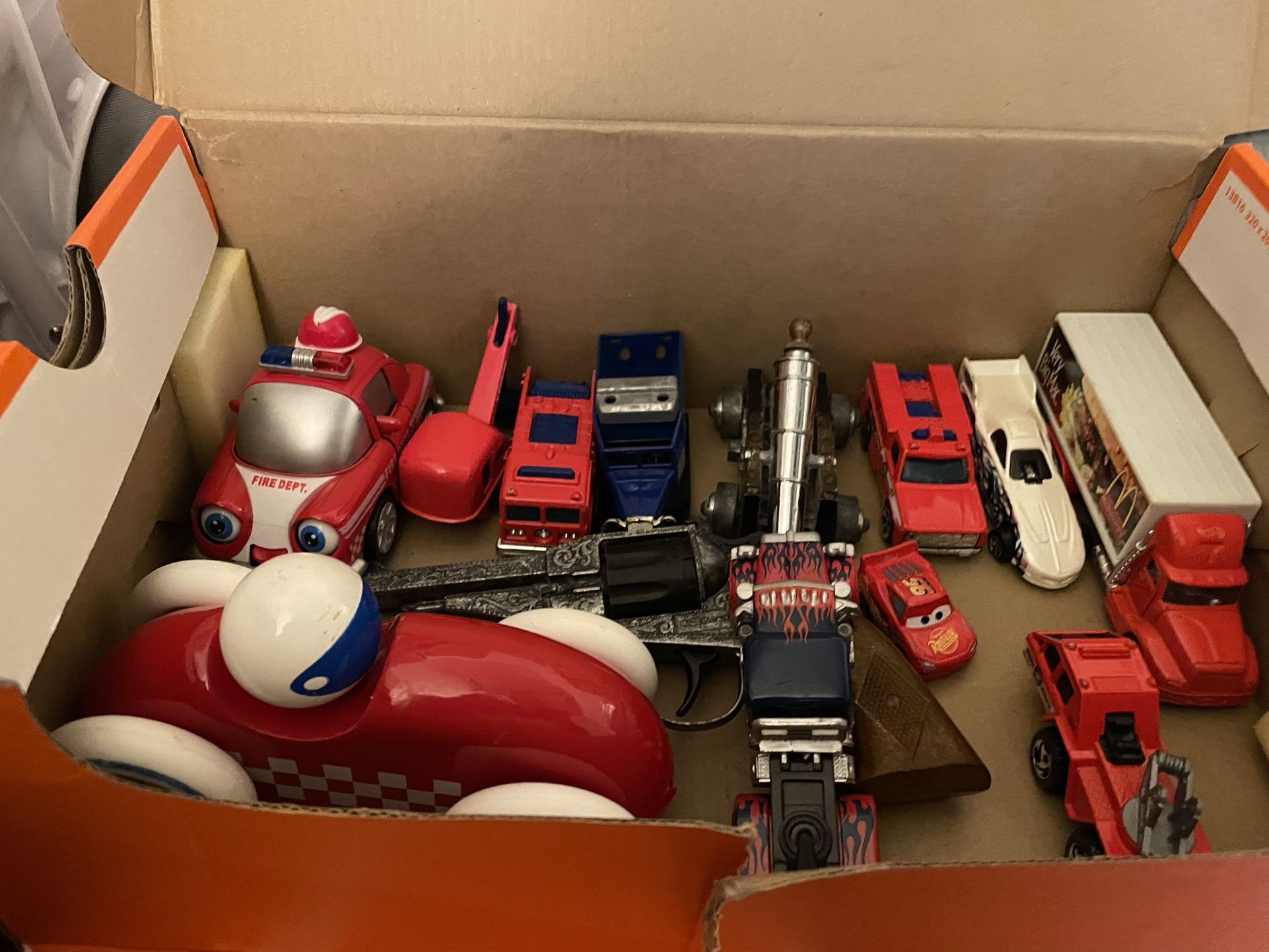 TOYS JUGUETES PISTOLA CARRITOS