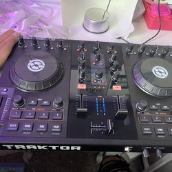 Traktor Kontrol S2
