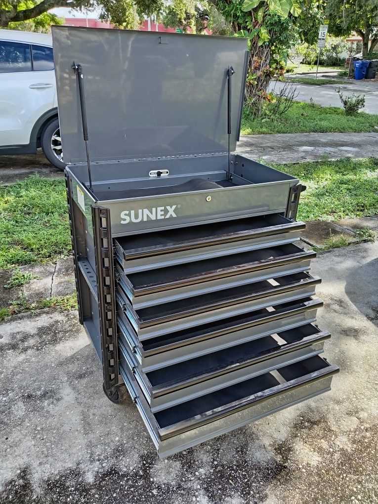 Sunex Rolling Tool Box All Drawers Lock $460 Firm