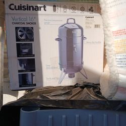 Cuisinart 16" Smoker
