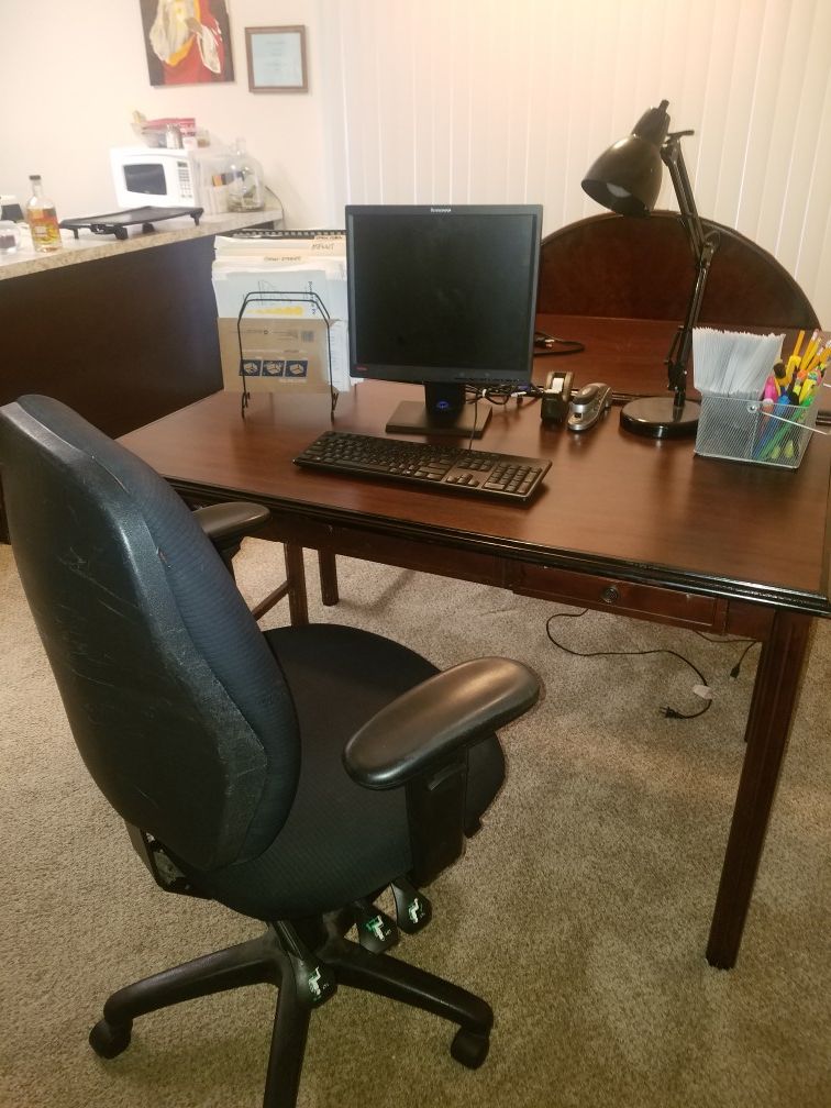 Office Desk $20