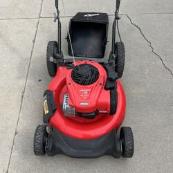 21” Craftsman Lawn Mower With Grass Bag