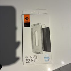 Spigen Tempered Glass Screen Protector - iPhone 13/ 13 Pro / 14 / 16e