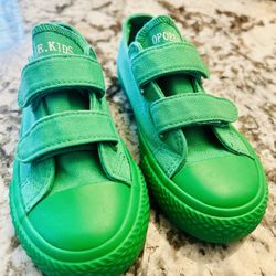 Kids Shoes - Size 12