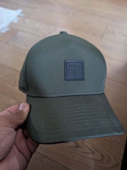 Tesla Snapback