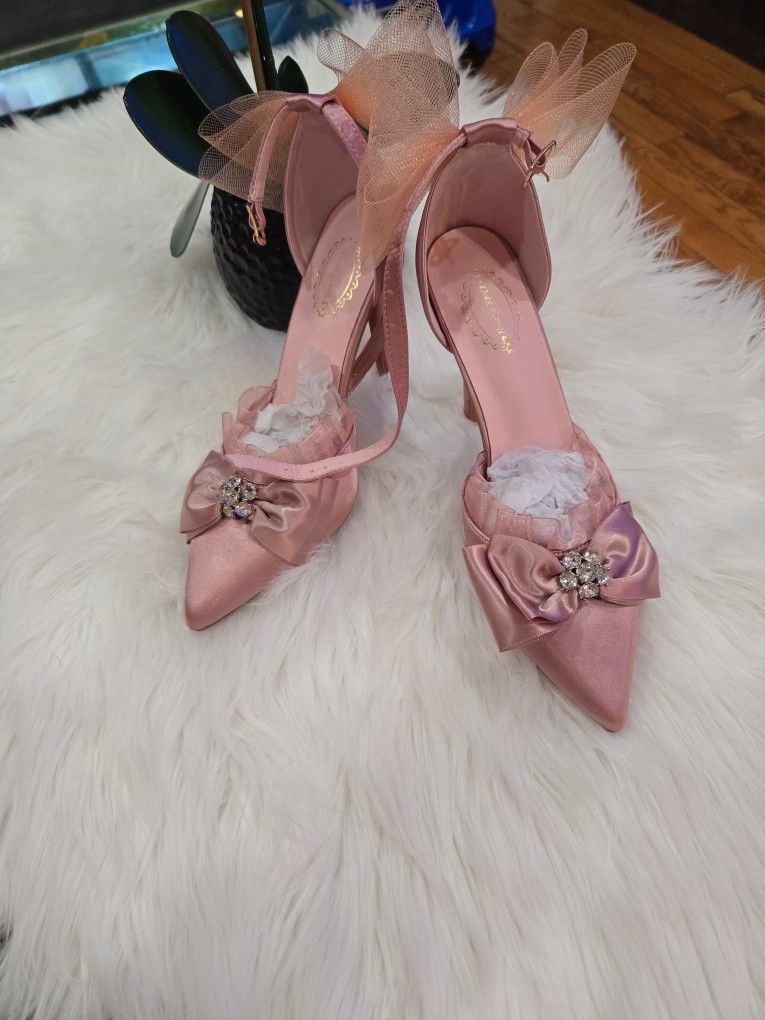 Dola Lovely Heels