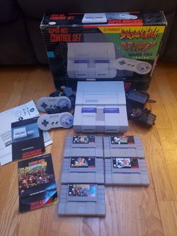 Super Nintendo Bundle w/ Original Box