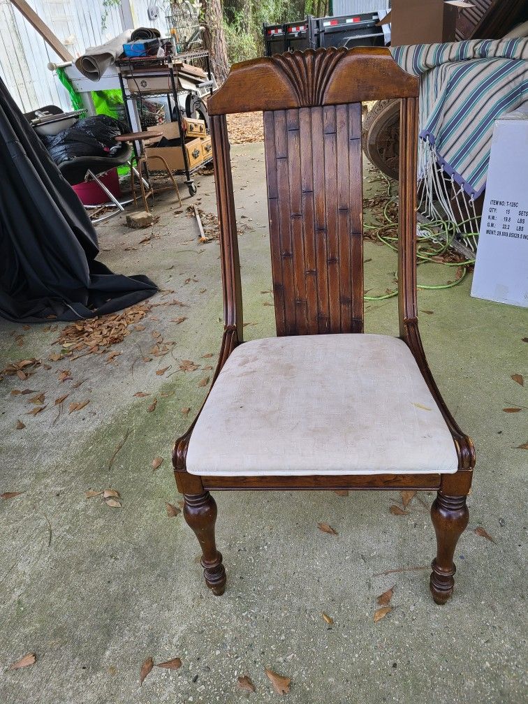 CHAIR STURDY