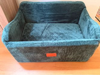 Dog car seat - New