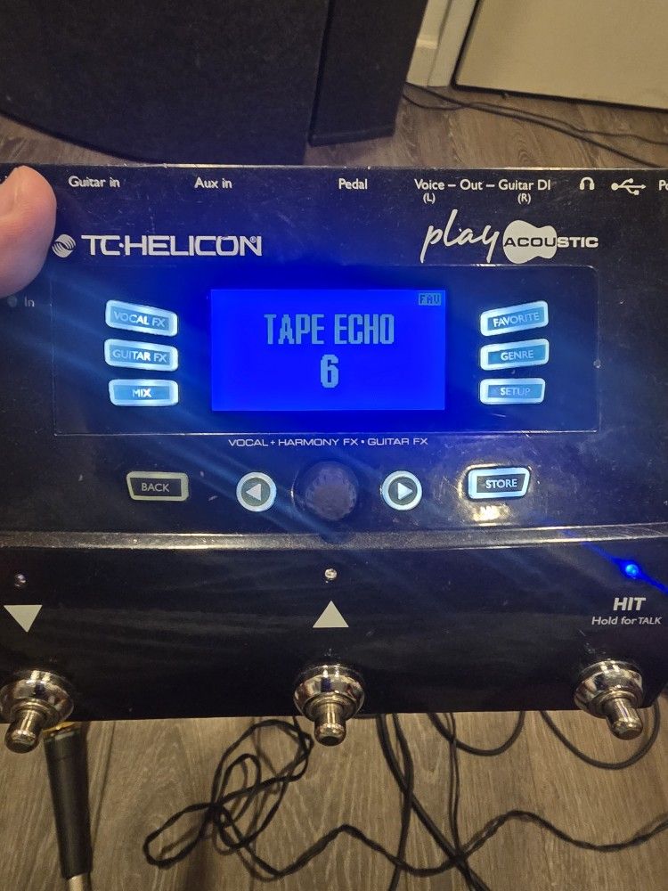 TC HELICON PLAY ACOUSTIC VOCAL EFFECTS