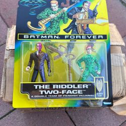 BATMAN FOREVER THE RIDDLER & TWO-FACE DOUBLE TEAM VILLAINS ACTION FIGURE 1996