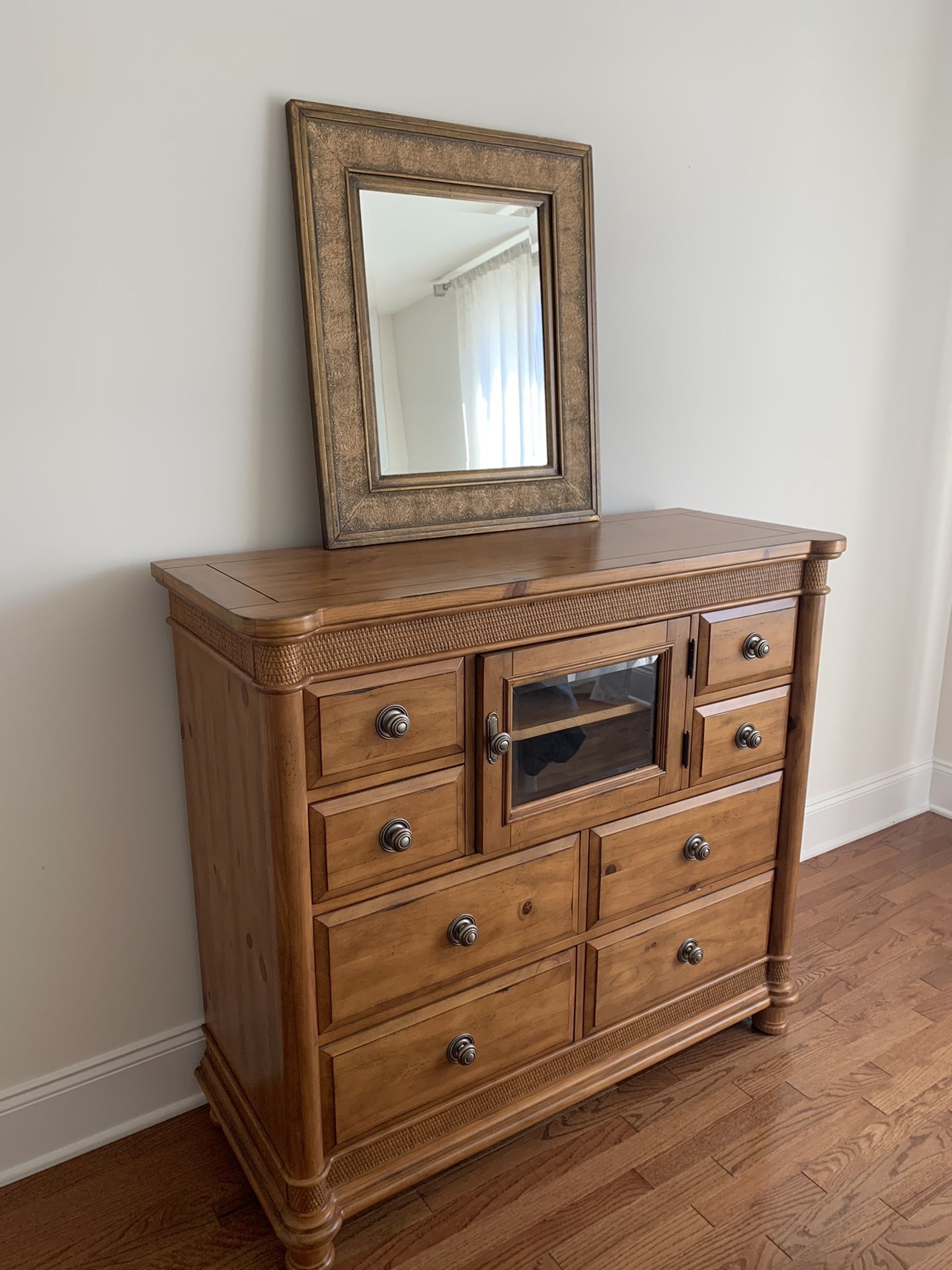 Like New Fine Wood Dresser
